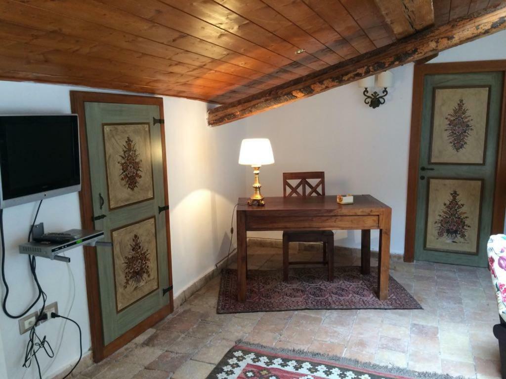 蒙特堡Casa Laura别墅 外观 照片