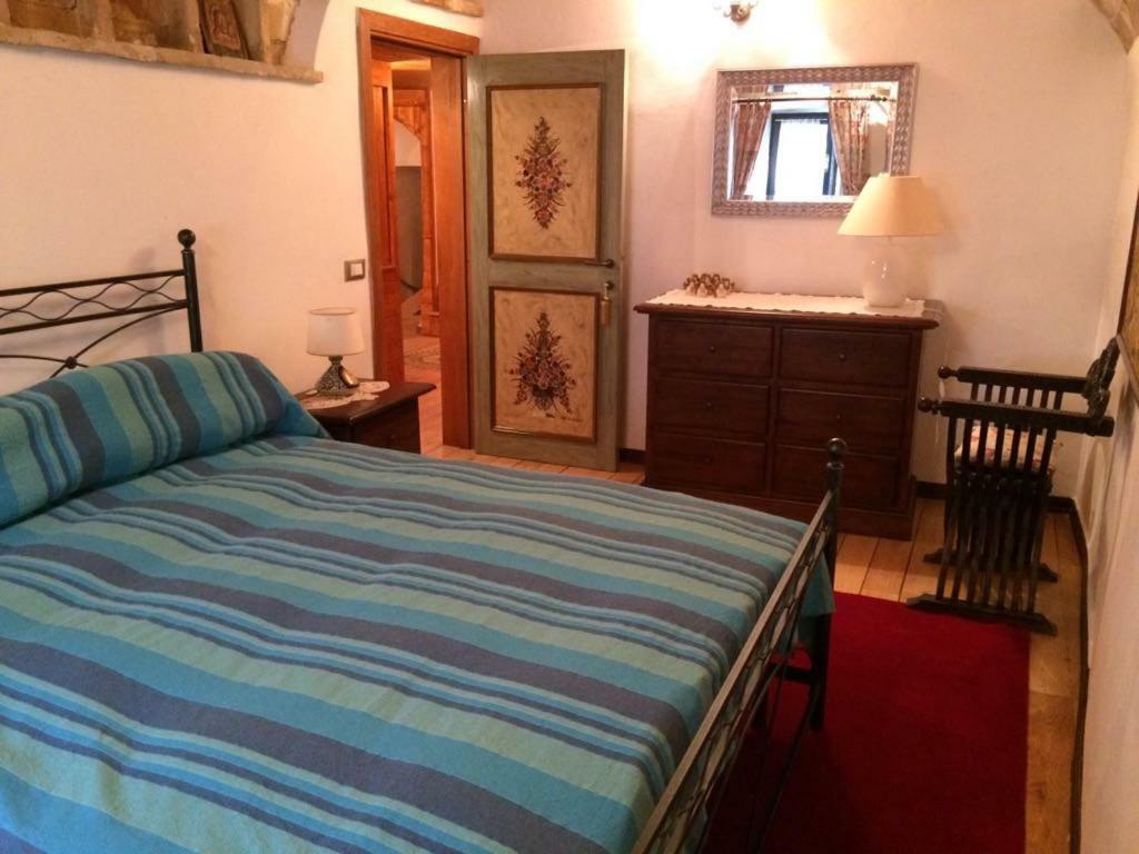 蒙特堡Casa Laura别墅 外观 照片